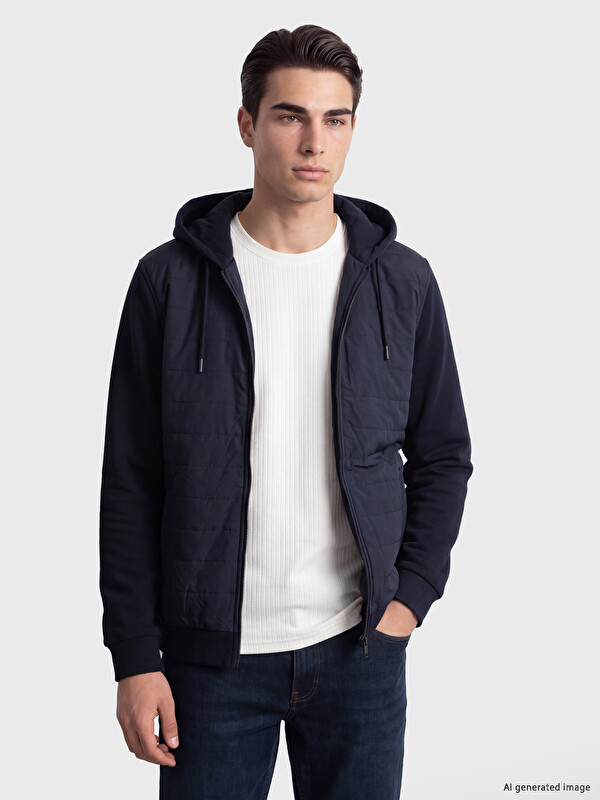 LCWAIKIKI Classic Hooded Men's Zip-Up Sweatshirt