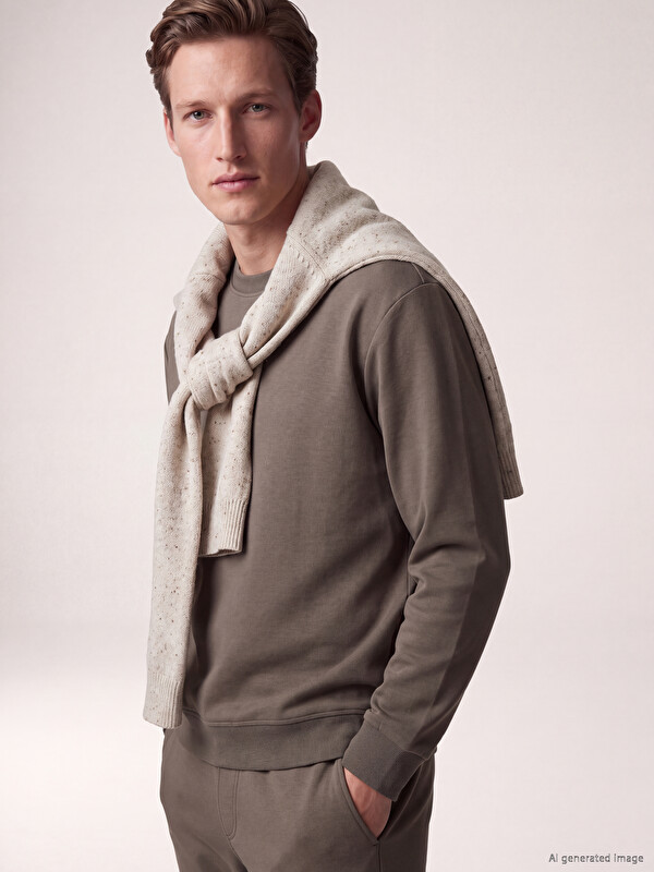 LCW Vision Bisiklet Yaka Erkek Sweatshirt