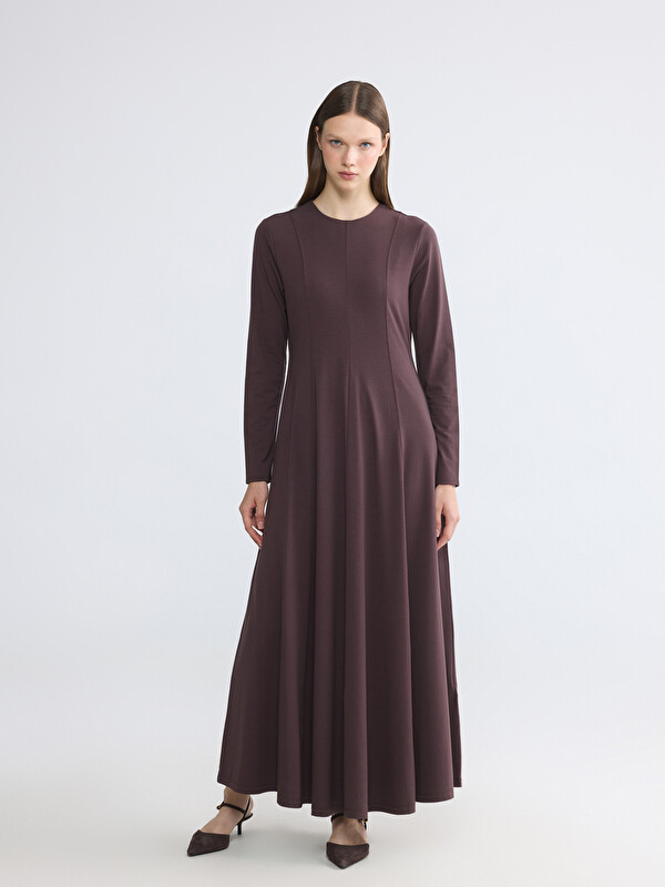 LCW Modest جل درێژی A-Line بە قڵاوی گەردن