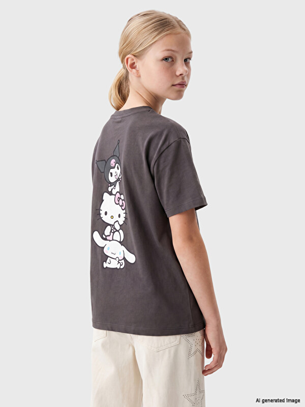 LCW Kids Hello Kitty Lisanslı Bisiklet Yaka Kız Çocuk Tişört