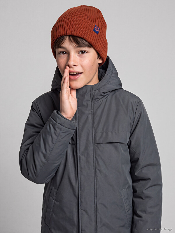 LCW Kids Su İtici Erkek Çocuk Mont