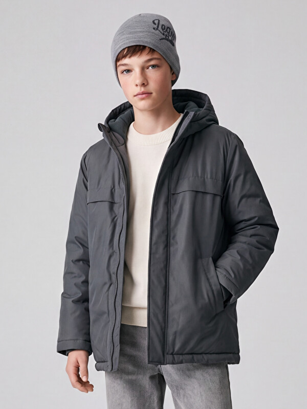 LCW Kids Su İtici Erkek Çocuk Mont
