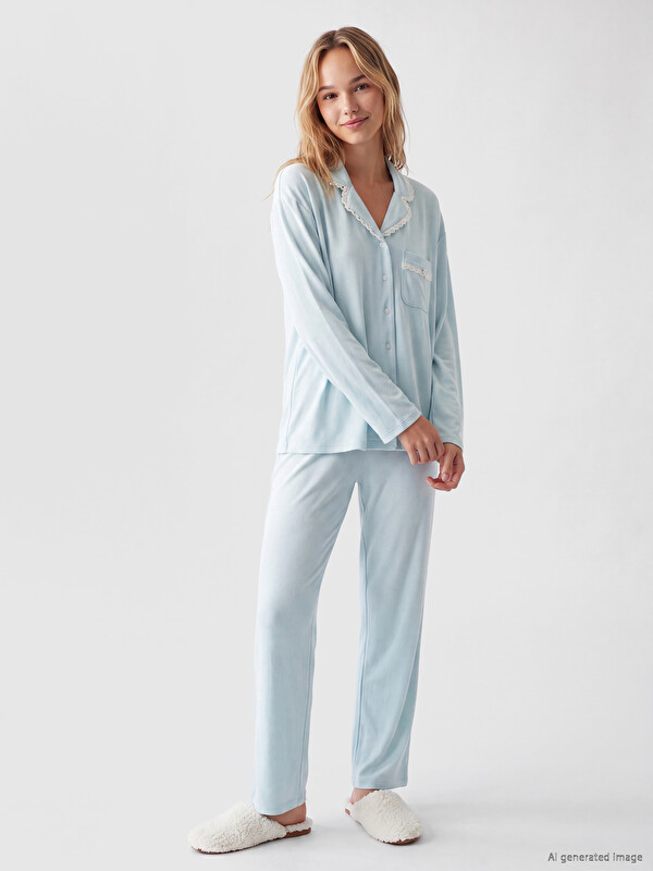 LCW DREAM Collared Neck Plush Women's Pyjamas Set