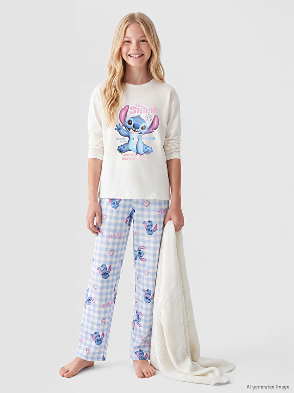 LCW Kids Stitch Baskılı Kız Çocuk Pijama Takımı