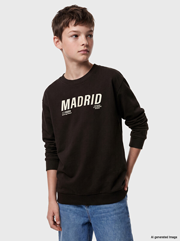 LCW Kids Madrid Baskılı Erkek Çocuk Sweatshirt
