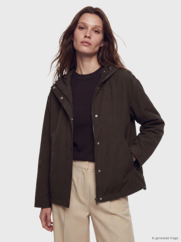 LCW Modest Kapüşonlu Oversize Kadın Yağmurluk