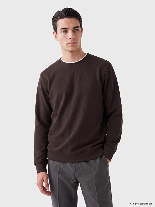 LCWAIKIKI Classic Crew Neck Men's Sweatshirt