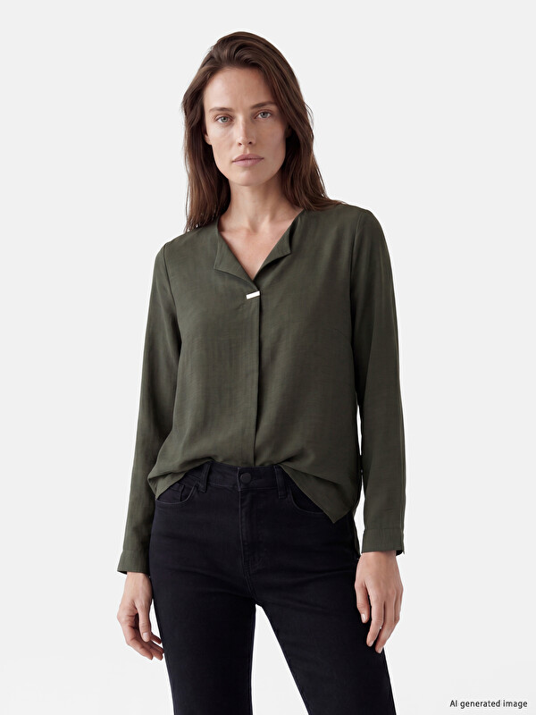 LCW Grace Notch Neck Metal Appliquéd Blouse
