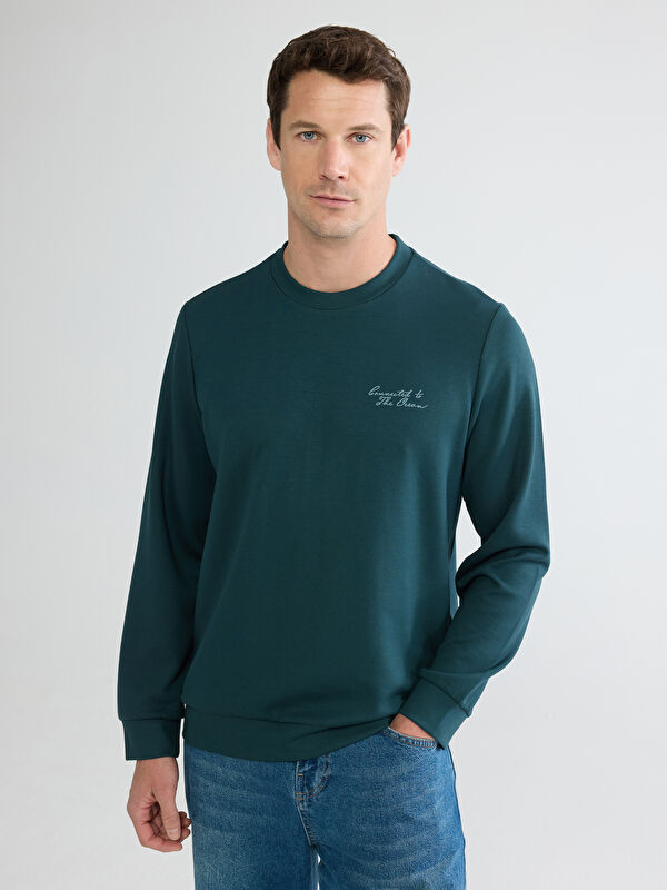 LCWAIKIKI Classic Bisiklet Yaka Nakışlı Erkek Sweatshirt