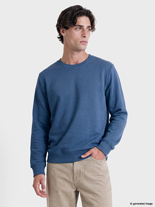 LCWAIKIKI Classic Crew Neck Men's Thick Sweatshirt