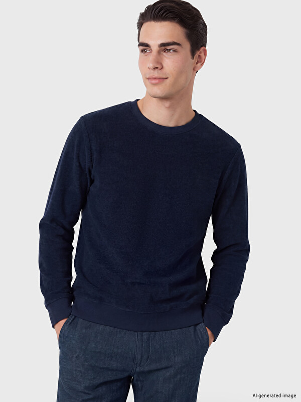 LCWAIKIKI Classic Bisiklet Yaka Erkek Sweatshirt
