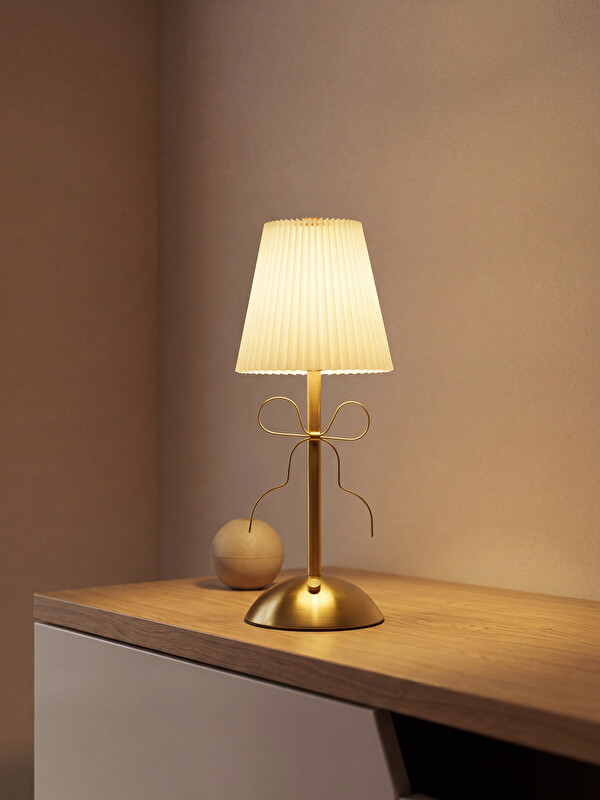 LCW HOME Bow Figured Metal Night Lamp