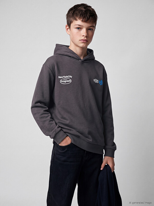 LCW Kids Printed Boys' Thick Sweatshirt