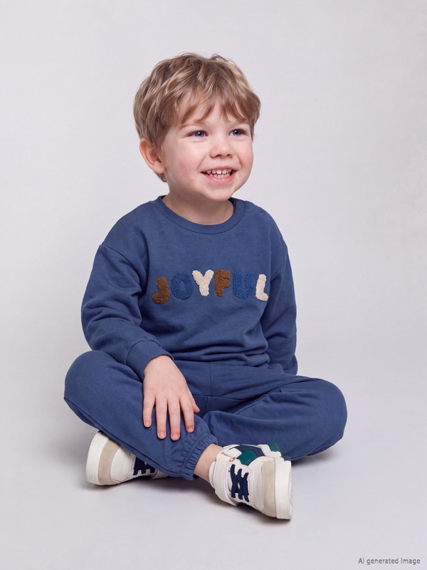 LCW baby Slogan Embroidered Baby Boys' Tracksuit Set
