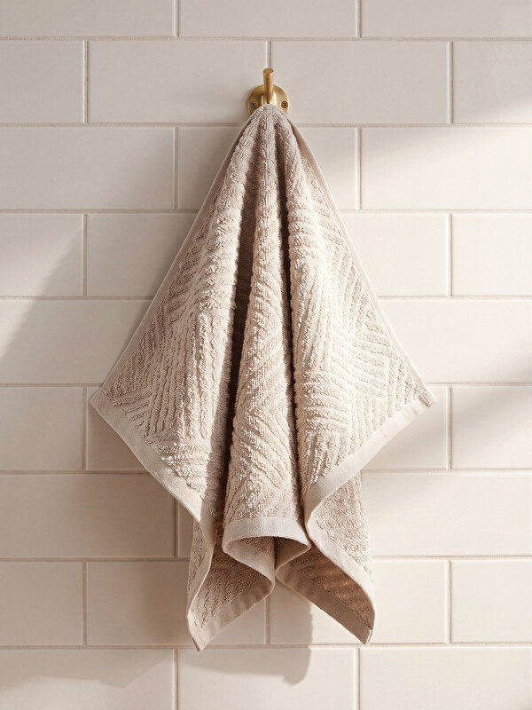 LCW HOME Geometric Patterned Face Towel 50x80 cm