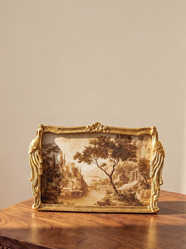 LCW HOME Frame