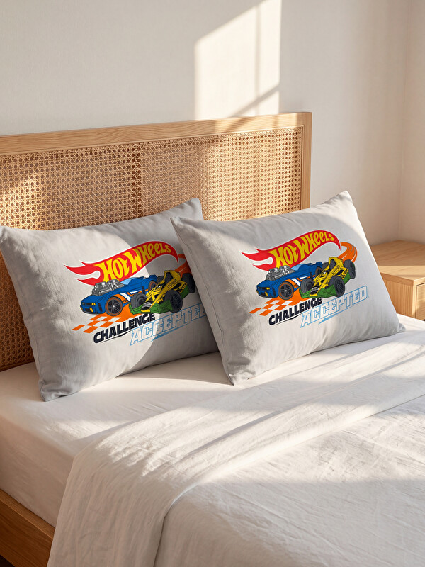 LCW HOME Hot Wheels Printed Pillowcase 2 Pack