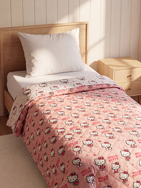 LCW HOME Mbulesë krevati teke e stampuar Hello Kitty