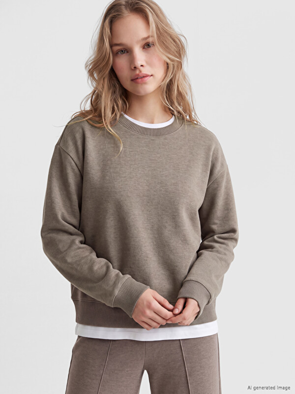 LCW Vision Bisiklet Yaka Kadın Sweatshirt