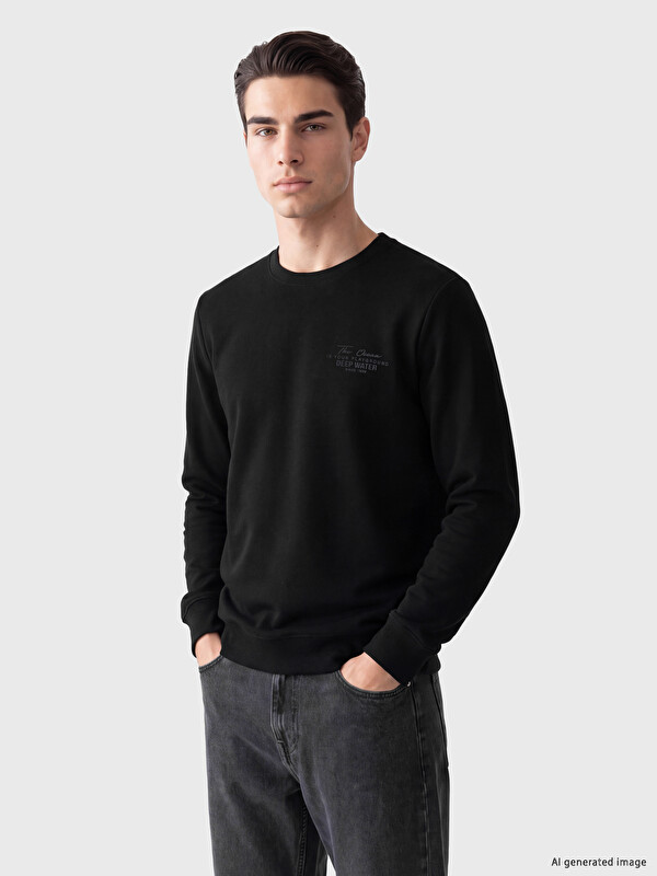 LCWAIKIKI Classic Crew Neck Printed Men's Thick Sweatshirt
