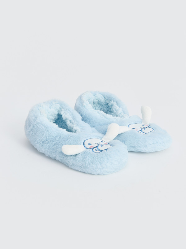 LCW STEPS Cinnamaroll Baskılı Pelüş Kız Çocuk Ev Çorabı