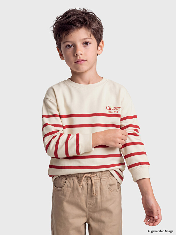 LCW Kids T-Shirt mit Rundhalsausschnitt und Streifen für Jungen