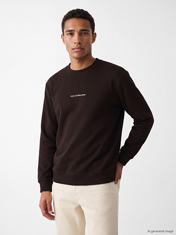LCW Vision Bisiklet Yaka Slogan Baskılı Erkek Sweatshirt