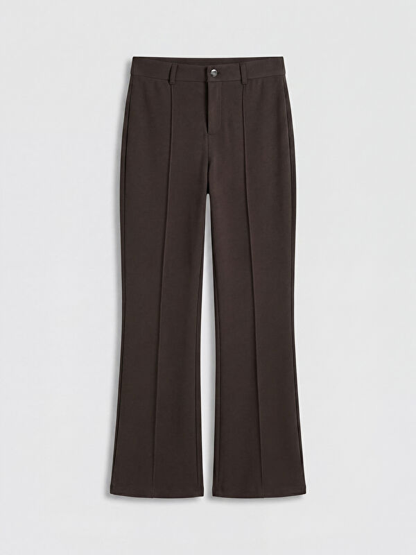 LCWAIKIKI Classic Dar Fit İspanyol Paça Kadın Pantolon