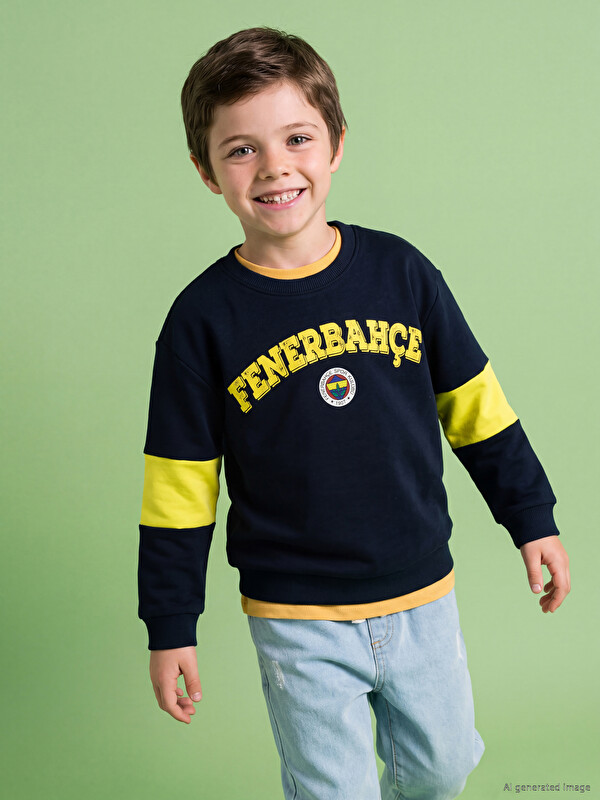 LCW Kids Fenerbahçe Baskılı Erkek Çocuk Kalın Sweatshirt