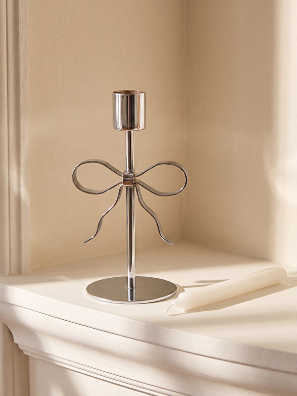 LCW HOME Bow Figured Metal Candle Holder