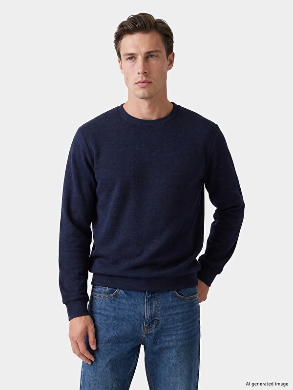 LCWAIKIKI Classic Bisiklet Yaka Erkek Sweatshirt