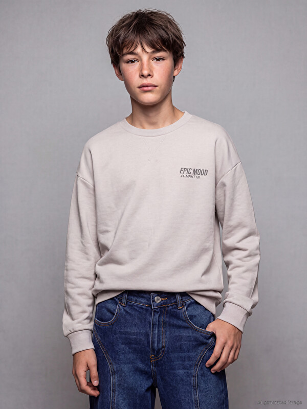 LCW Kids Crew Neck Printed Boys' Thick Sweatshirt