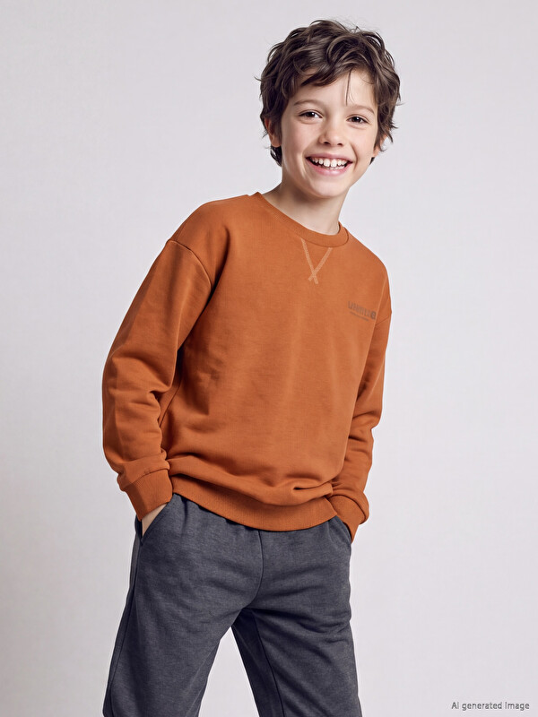 LCW Kids Crew Neck Boys' Sweatshirt