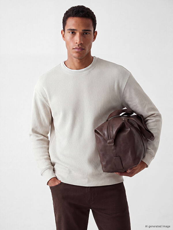LCW Vision Bisiklet Yaka Fitilli Erkek Sweatshirt