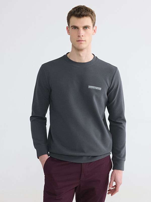 LCWAIKIKI Classic Bisiklet Yaka Baskılı Erkek Sweatshirt