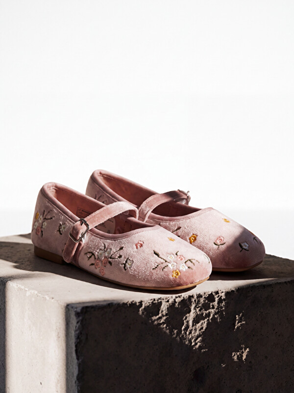 LCW STEPS Girls' Embroidered Ballet Flats