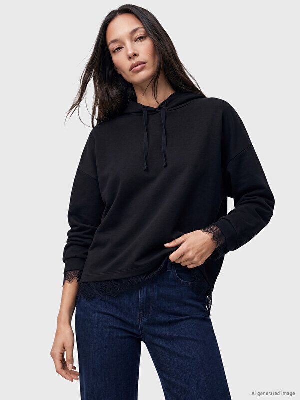 LC WAIKIKI Dantel Detaylı Soft Touch Oversize Kadın Hoodie