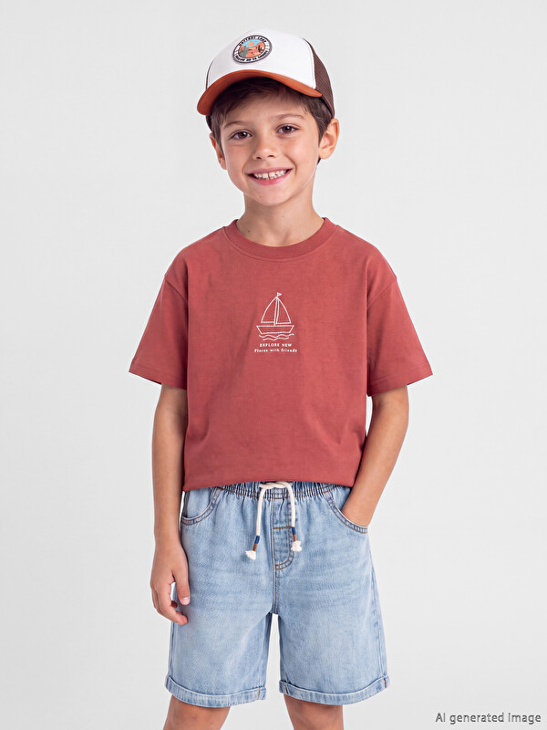LCW Kids Crew Neck Embroidered Boys' T-Shirt