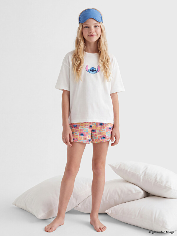 LCW Kids Set pizhamesh të stampuara Lilo & Stitch për vajza