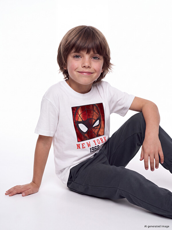 LCW Kids Spider-Man Baskılı Erkek Çocuk Tişört