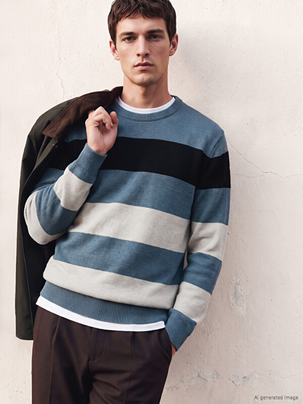 LCWAIKIKI Classic Crew Neck Striped Men's Knitwear Sweater