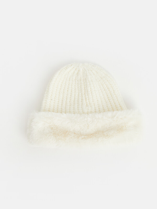 LCW ACCESSORIES Plush Detailed Girls' Beanie