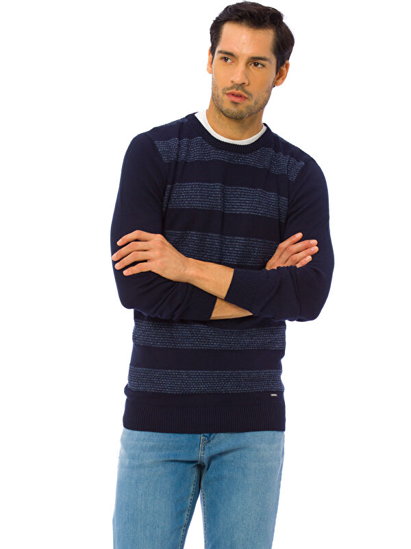 LCWAIKIKI Classic Striped Knit Sweater with a Crew Neck