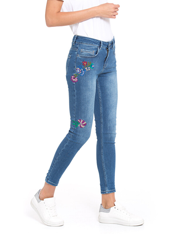 LCW Vision Skinny Fit Embroidered Women's Jean Pants