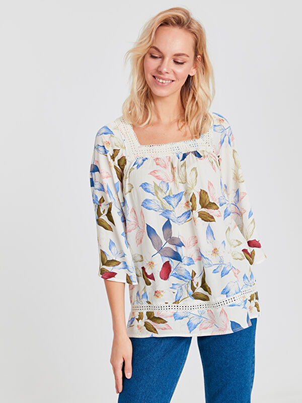 LCW Grace Square Neck Printed Women's Blouse with Openwork Detail