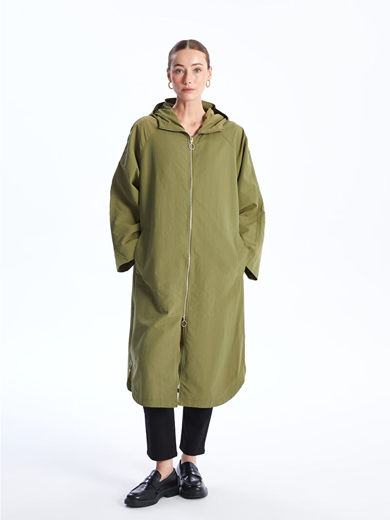 LCWAIKIKI Classic Haki Kapüşonlu Düz Oversize Kadın Trençkot