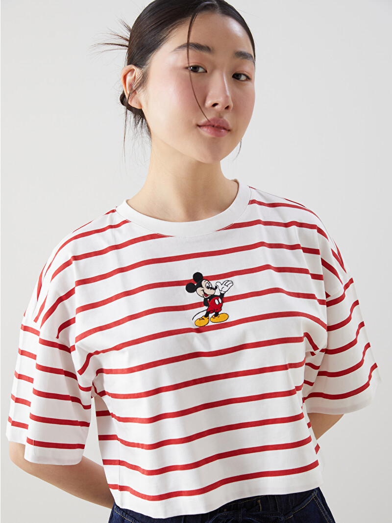 XSIDE Crew Neck Mickey Mouse Embroidered Women's Crop Top