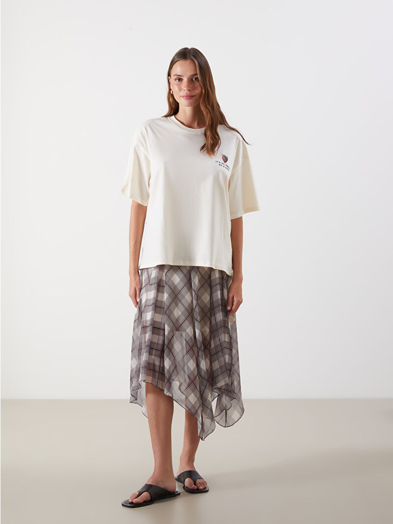 LCW Vision Ekru Bisiklet Yaka Çilek Baskılı Oversize Kadın Tişört