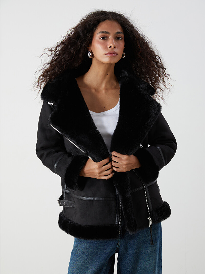 XSIDE Fur Collar Women's Suede Look Coat - W56103Z8-CVL | LC Waikiki