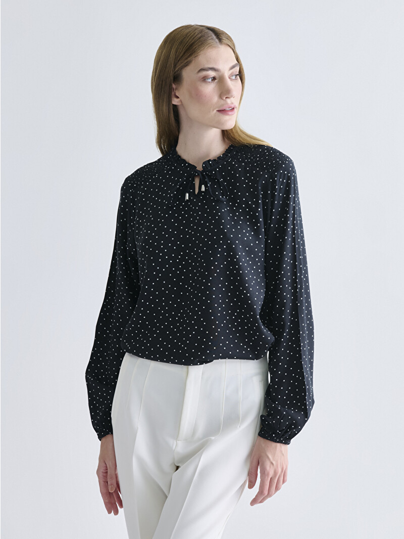 LCW Grace Bağlamalı Yaka Puantiyeli Bluz - W59659Z8-SW5 | LCW